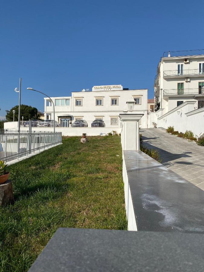 Grand Hotel Royal Pompei Exterior photo